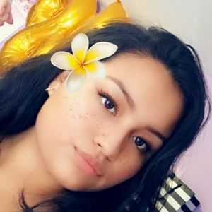 Meet your Posher, Tania